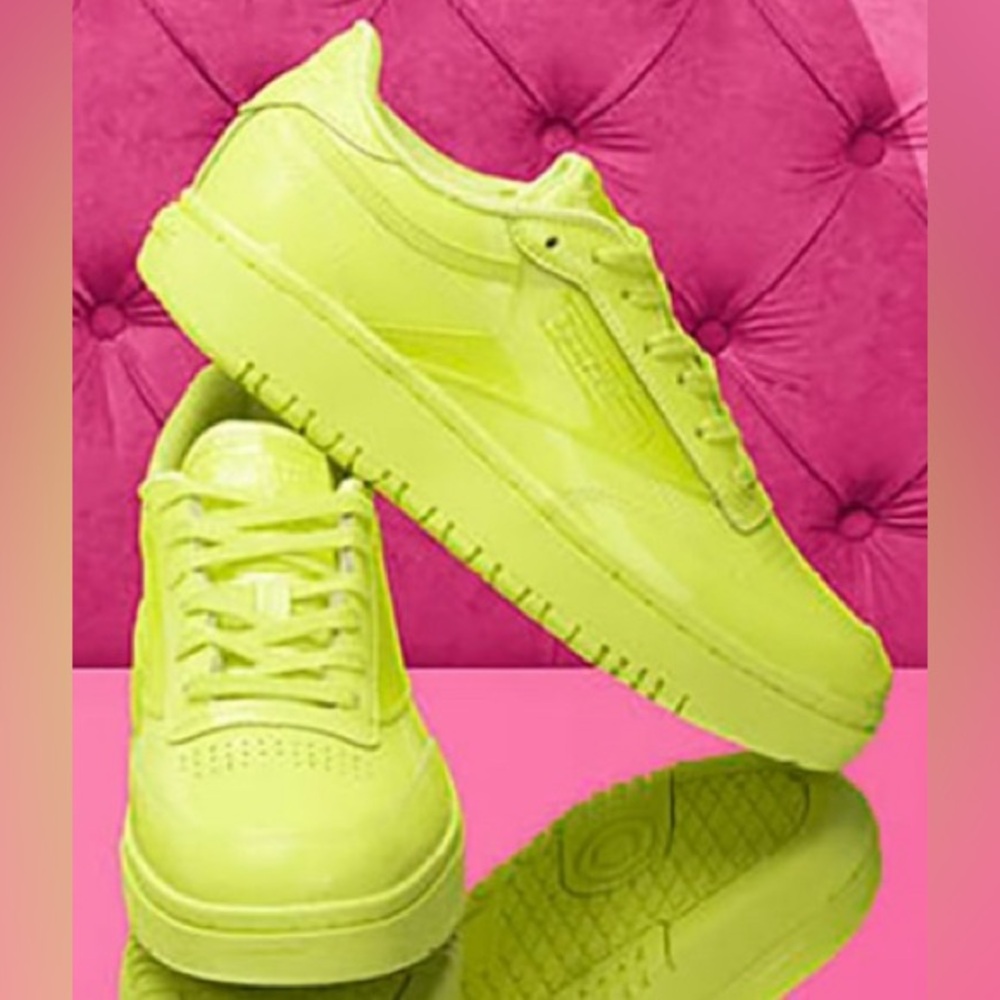 NEW! REEBOK CARDI B Club C Double Women's Athletic Sneakers Neon Green Size 7.5